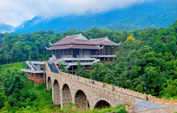 Du lịch Yên Tử, tour trong nước