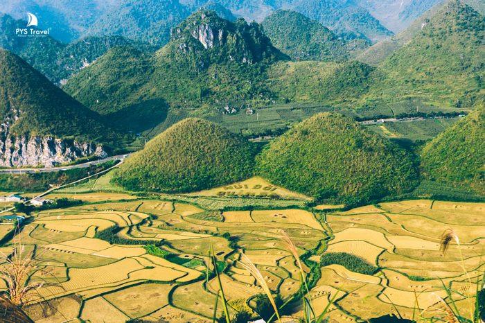Tour Hà Giang 2025 Núi đôi quản bạ
