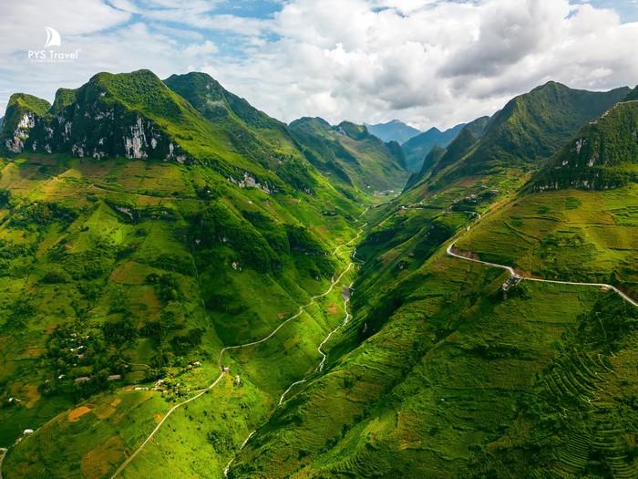 Tour Hà Giang 2025 đèo mã pì lèng