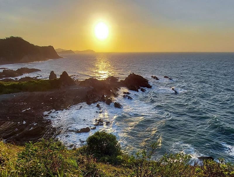 Bãi đá Cầu Mỵ