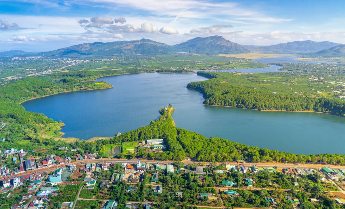 Tour Măng Đen - Pleiku 3 ngày 2 đêm từ Hà Nội - Tết Dương Lịch 2026